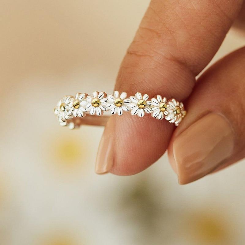 Bague Ajustable en Argent Émaillée à la Main Marguerite