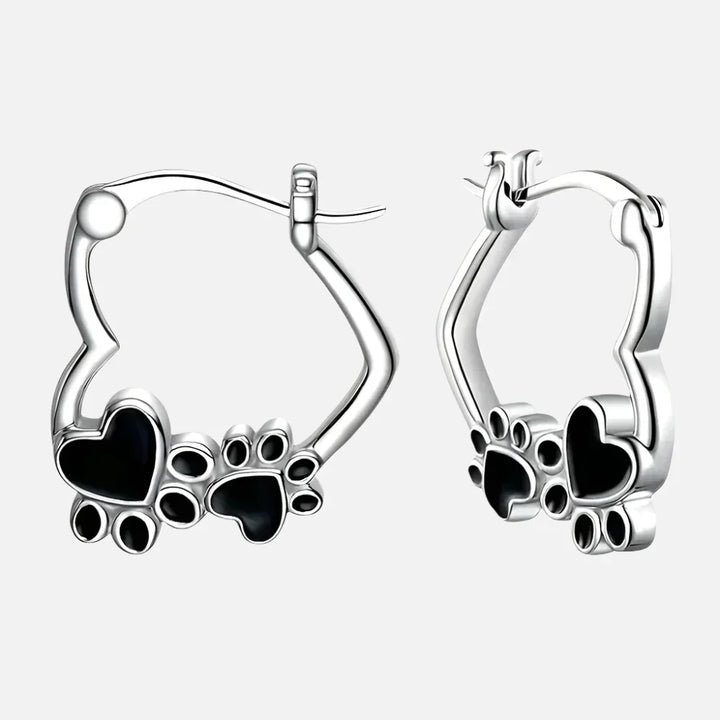 Boucles d'oreilles Huggie avec cœur et émail noir